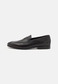 Selected, black