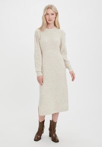 Vero Moda - VMVILLA O NECK DRESS  - Rochie tricotată - birch/melange Imagine miniatură 1