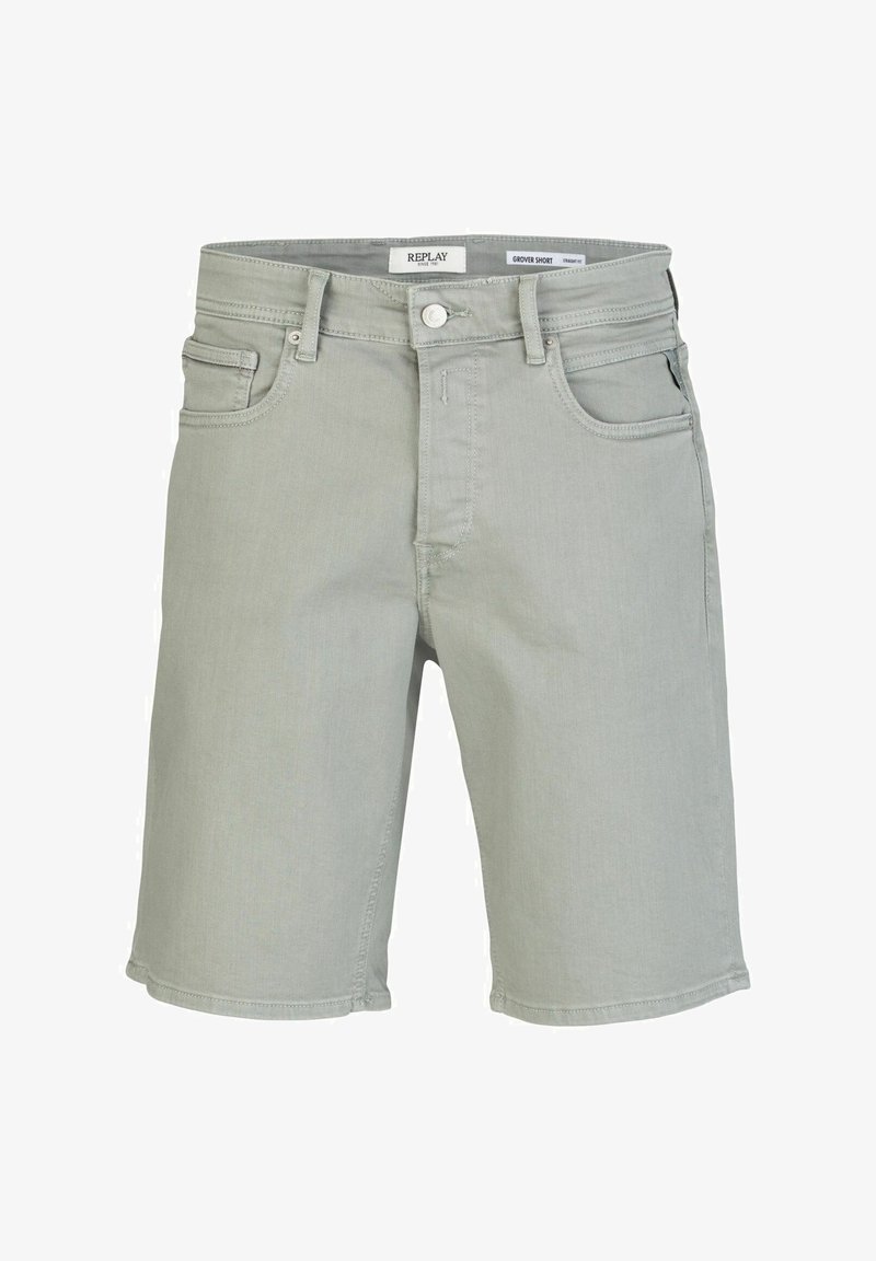 Lichtgrijze denim shorts met een rechte snit, voorzien van een knoopsluiting, riemlussen en twee voorzakken. Schone stikdetails.