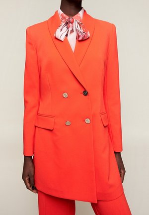 Short coat - red
