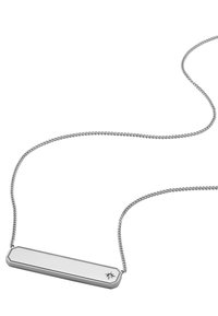 Collana a pendente con barra d'argento e un piccolo dettaglio a diamante a forma di stella nell'angolo in basso a destra della barra.
