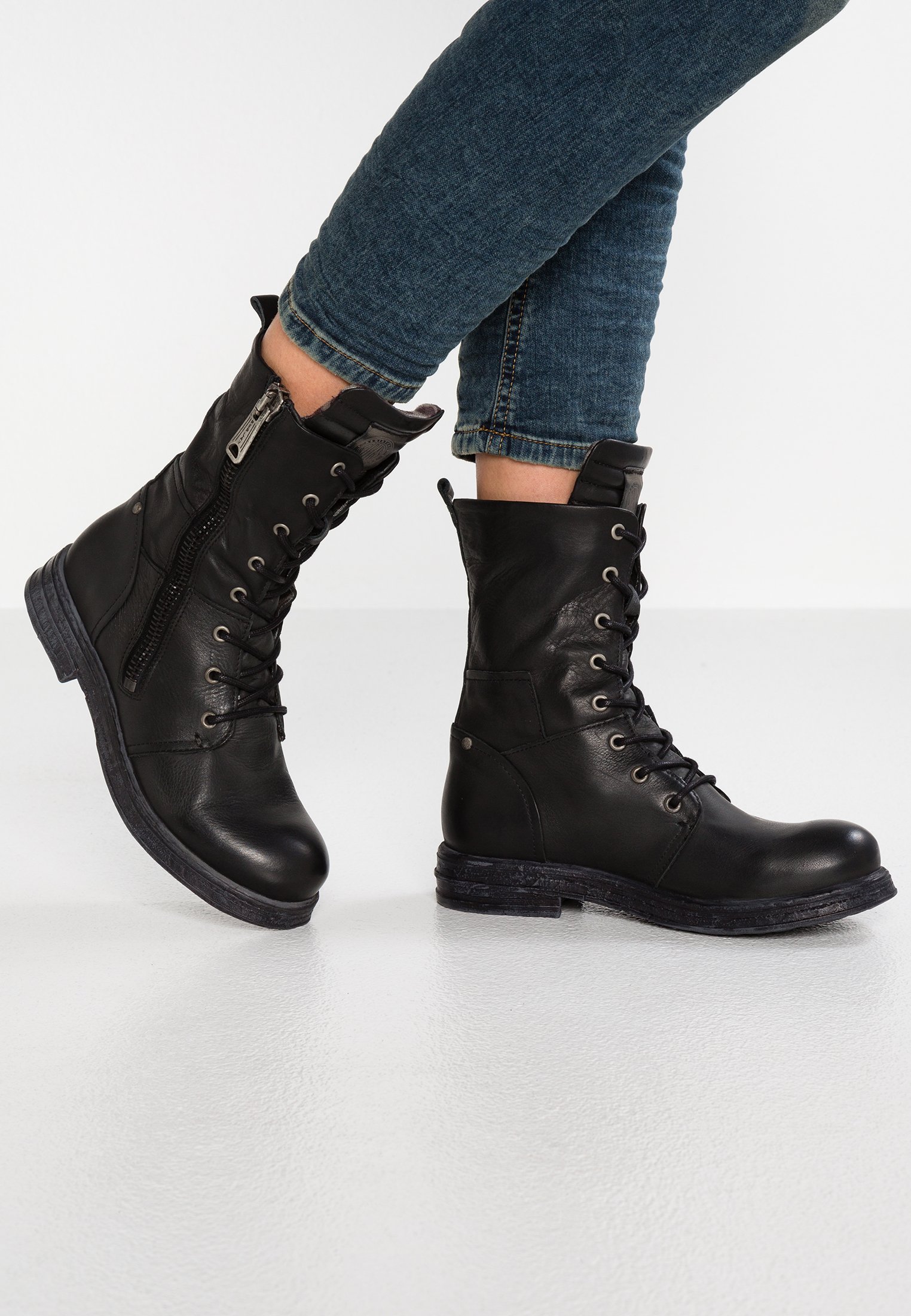 replay maxwell boots