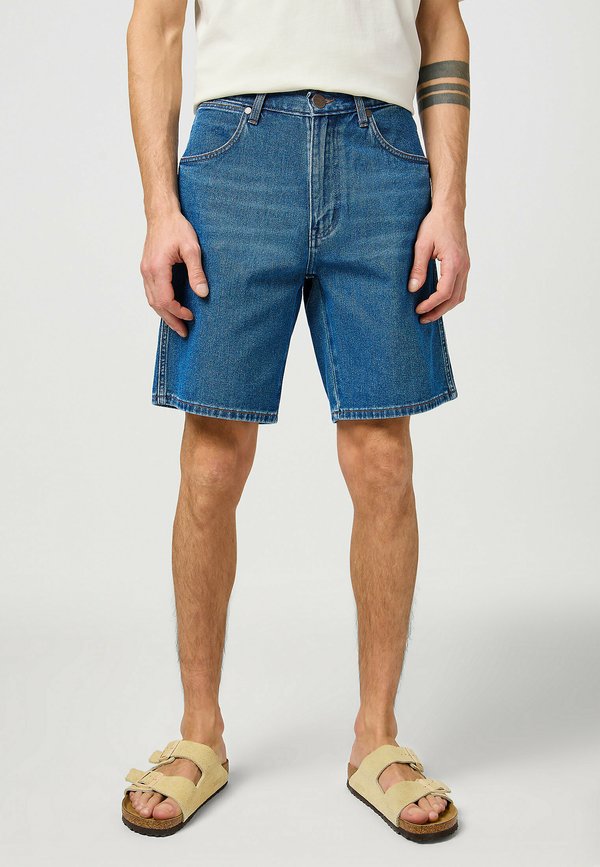 FRONTIER RELAXED FIT - Jeans Shorts