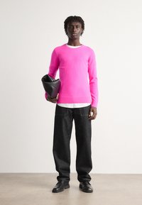 FROM FUTURE Strickpullover - utopic pink