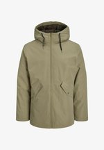Jack & Jones JJCHAMP PARKA JACKET JNR Marine - Gratis levering Jack & Jones JJCHAMP PARKA JACKET JNR Marine - Gratis levering
