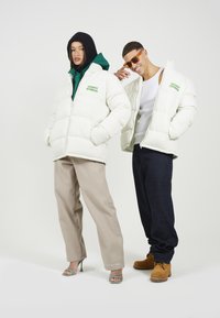 LEGACY STUDIOS ZUMAC UNISEX - Vinterjakker - cream