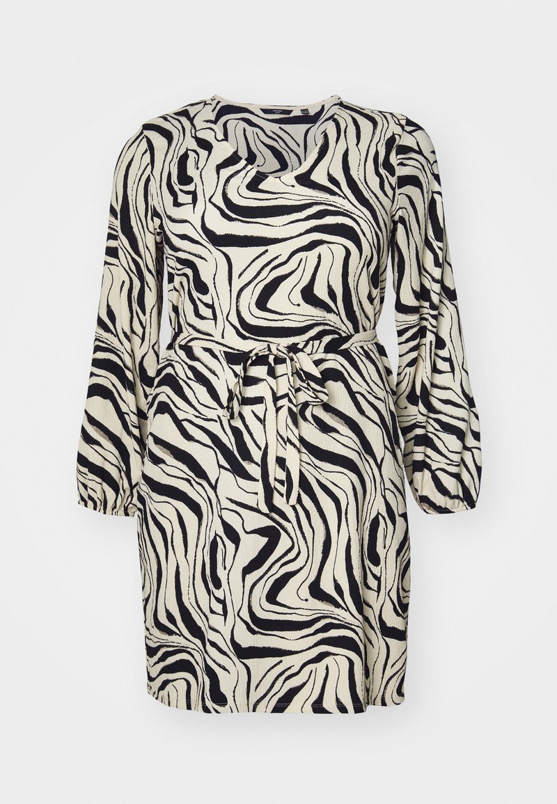 Vero Moda Curve Jerseyjurk beige