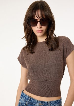 Koton, SLEEVELESS CROP BLOUSE . - Blouse - brown