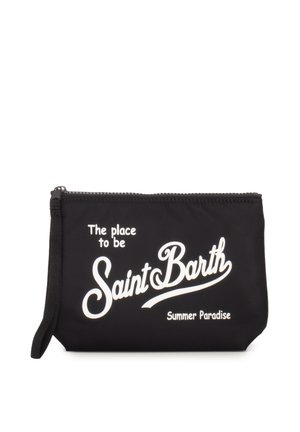 Pochette nera con cerniera e cinturino da polso, testo bianco con la scritta "The place to be Saint Barth Summer Paradise" sul davanti.