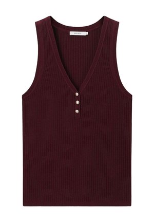 Mouwloze bordeaux ribgebreide vest met V-hals en drie kleine zilveren knopen aan de voorkant.