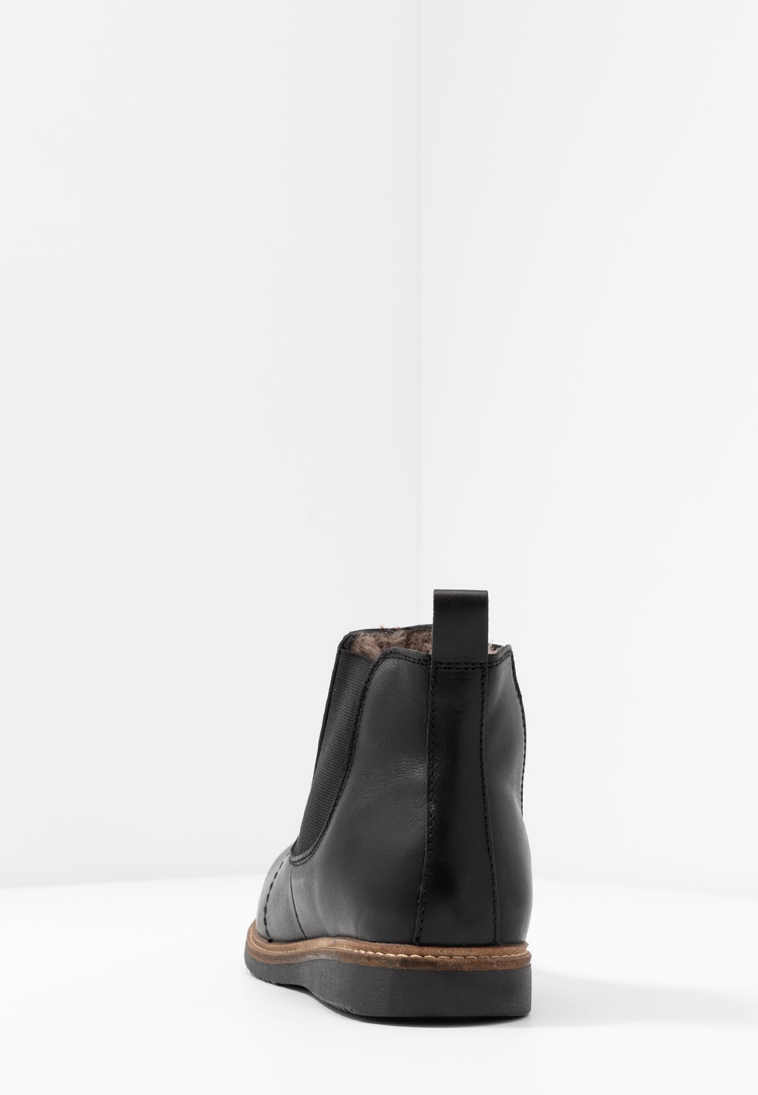 clarks folcroft boot