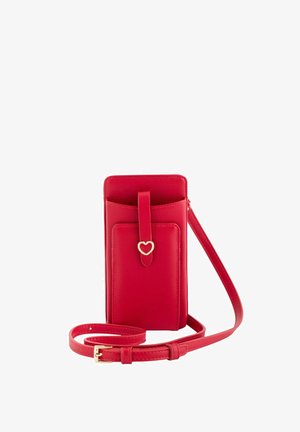 Rote Umhängetasche für das Telefon mit Fronttasche, goldener herzförmiger Schnalle und verstellbarem Riemen mit goldener Schnalle.