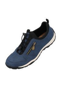 Zapatilla de ante azul con acentos negros, puntera redonda, cremallera lateral decorativa, cordones en la parte delantera y suela blanca con agarre texturizado.