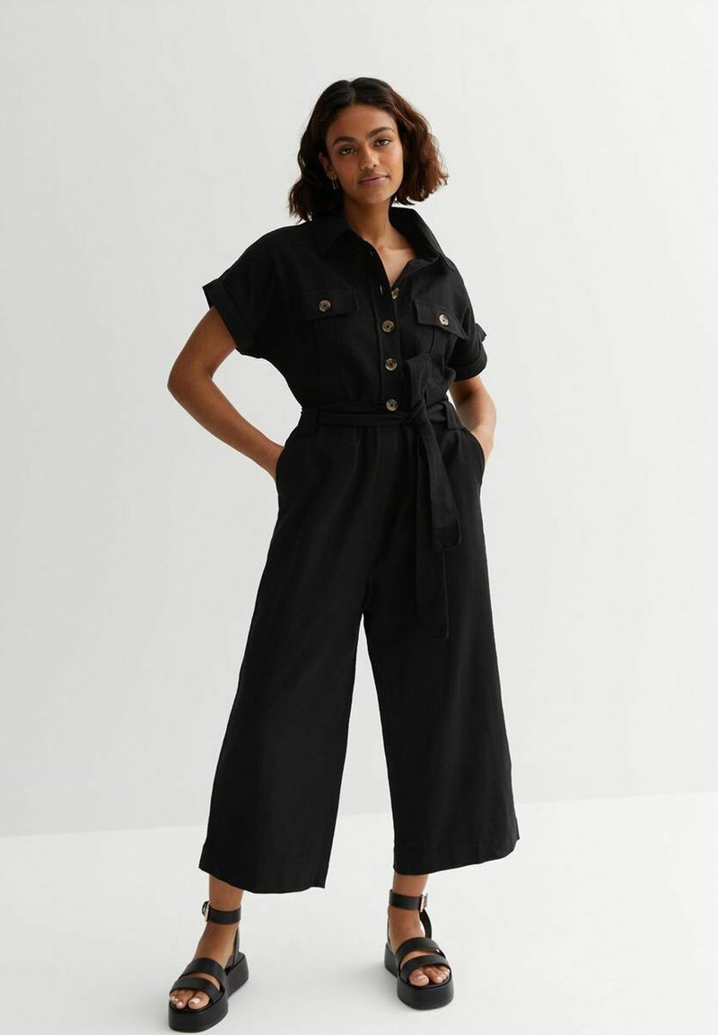 New Look Petite PETITE BELTED UTILITY Jumpsuit black/zwart Zalando.nl