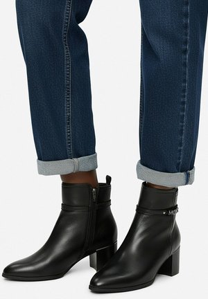 Mexx, MEXX ANKLE BOOTS WOMEN'S BLACK 5906751448489 - Støvletter - black