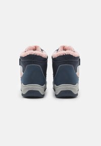 Miniatyrbilde 3