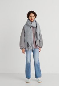 Gina Tricot CHUNKY SCARF - Cachecol - grey melange