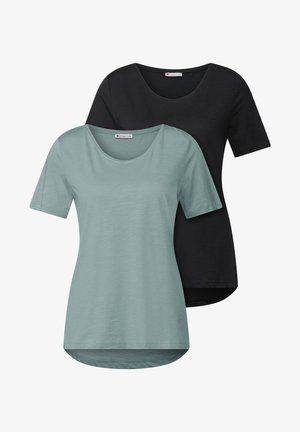 T-shirty z krótkim rękawem w kolorze czarnym i jasnym teal. Posiadają okrągły dekolt, miękką teksturę i dłuższy tylny dół. Casuowy design odpowiedni do warstwowego noszenia.