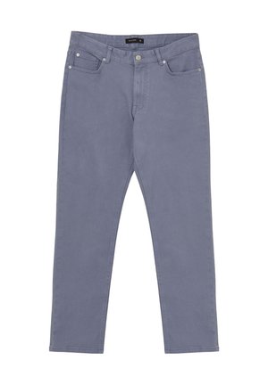 Jeans in denim blu chiaro con taglio dritto, cinque tasche e dettagli in metallo, con una texture liscia e senza motivi visibili.
