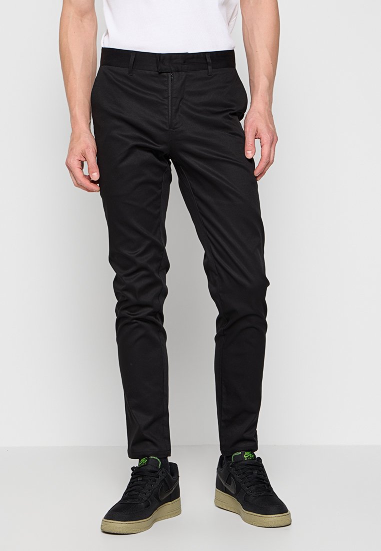 BALR. Chino zwart BALR. Chino zwart