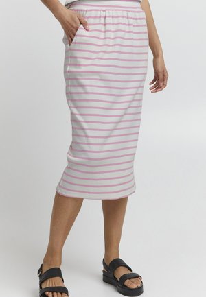 IHLOUISANY SK - Pencil skirt - shocking pink