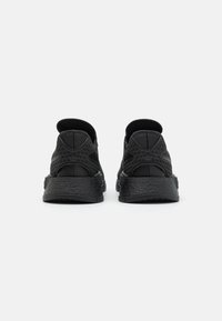 adidas Originals NMD - Športni copati - core black/carbon/footwear white