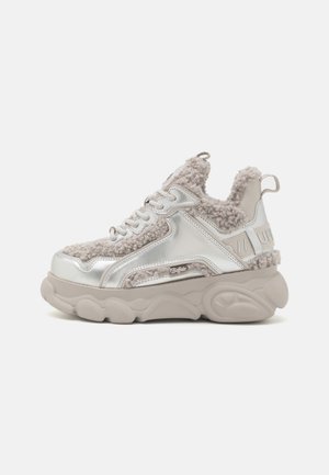 Buffalo, Baskets basses - silver-coloured