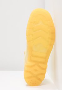 Palladium PAMPALICIOUS - Botki sznurowane