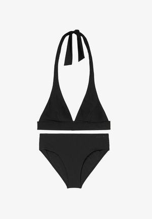 Bikini noir avec un top à encolure halter au design en V profond et un bas taille haute assorti, fabriqué dans un matériau lisse et extensible.