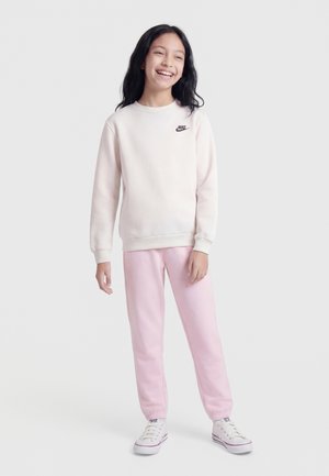 New Balance GIRLS SMALL LOGO - Tracksuit bottoms - light raspberry