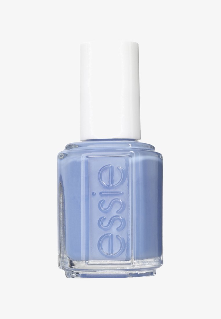 Bouteille de vernis à ongles bleu avec un bouchon blanc et le nom de la marque Essie embossé sur le devant en verre.