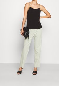 Vero Moda Top - black