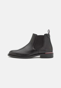 Tommy Hilfiger CORE CHELSEA - Kotníkové boty - black