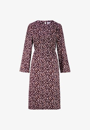 Langärmliges knielanges Kleid mit lila und braunem Leopardenmuster, tailliertem Schnitt und rundem Ausschnitt.
