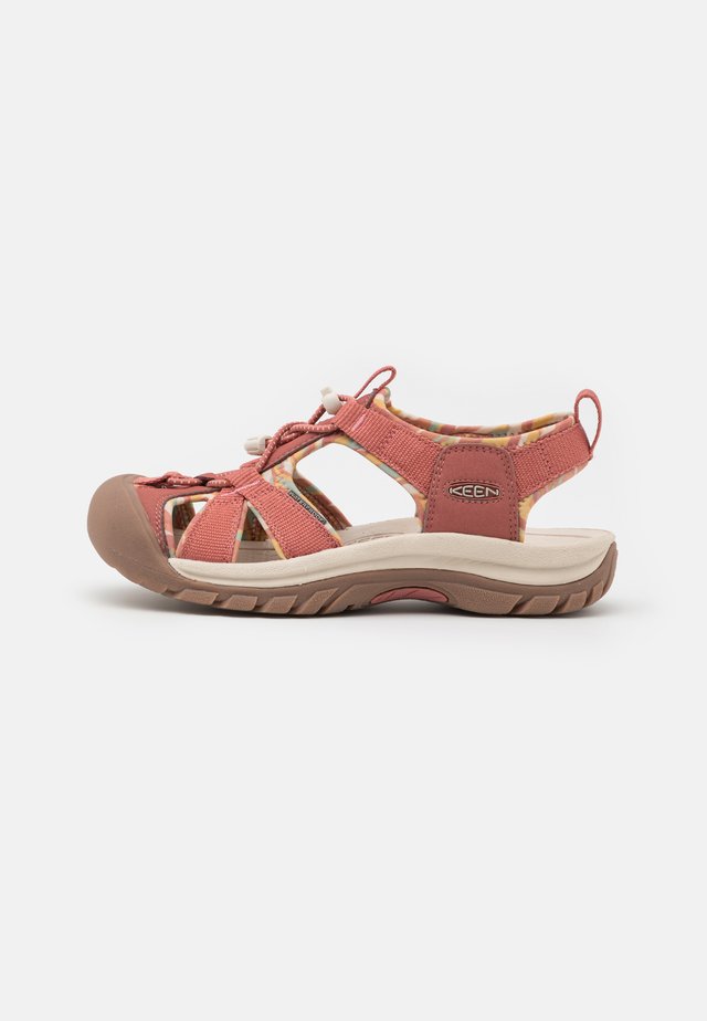 VENICE - Sandalias de senderismo - brick dust/birch