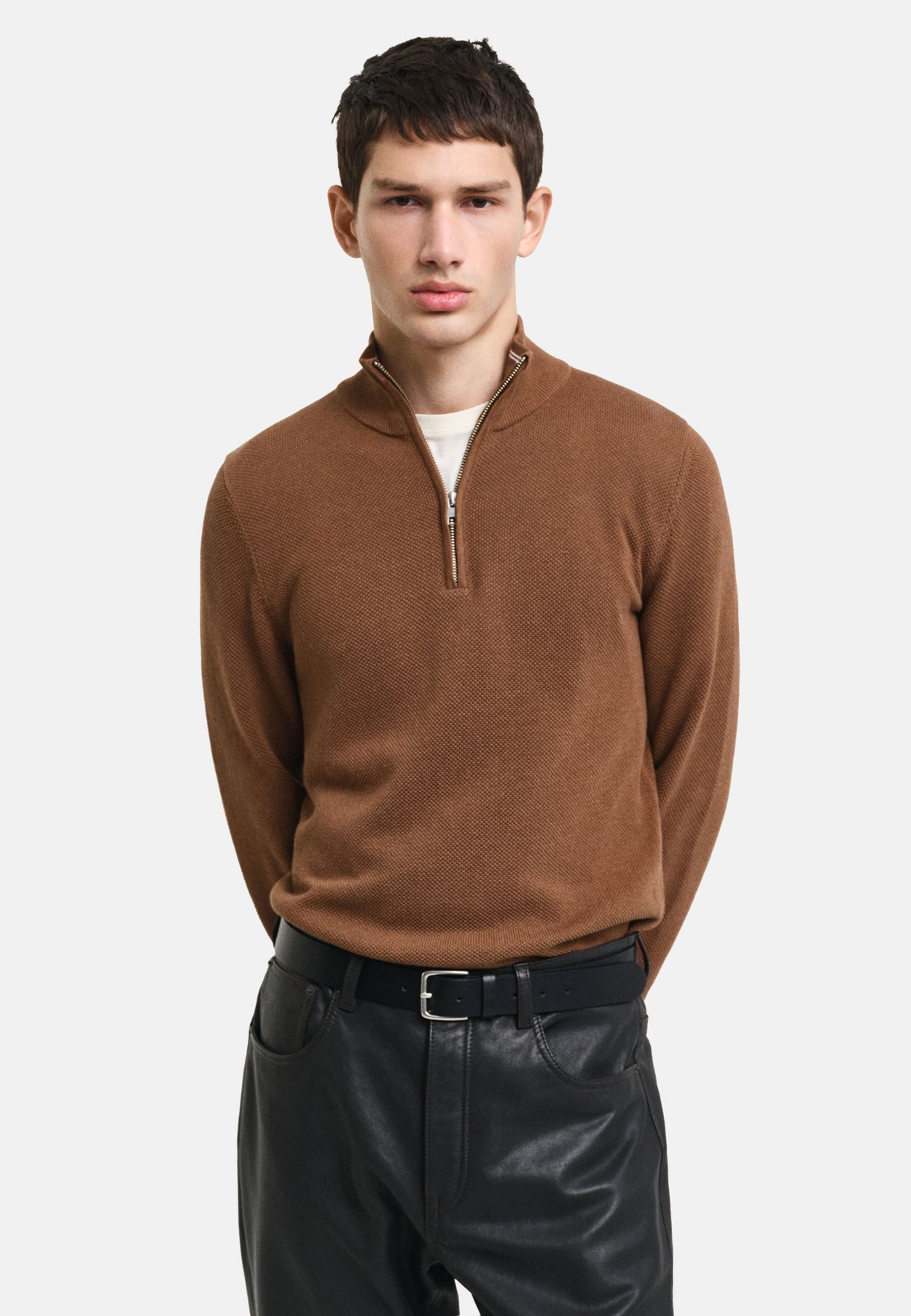 HALF-ZIP