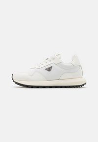 Sélectionné, off-white