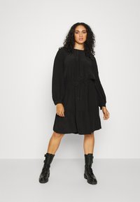 Tommy Hilfiger Curve SHORT DRESS - Vestido de dia - black