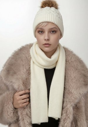 SCJ, SET UNISEX, biały
