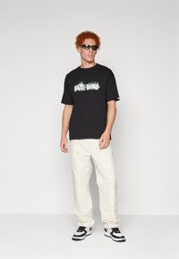 AAPE By A Bathing Ape TEE - T-shirts med print - black