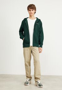 GANT Cipzáras pulóver - tartan green
