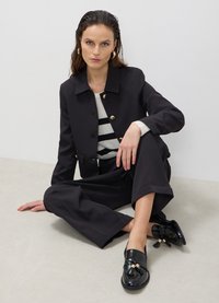 Calliope CON NAPPINE - Chaussons - nero