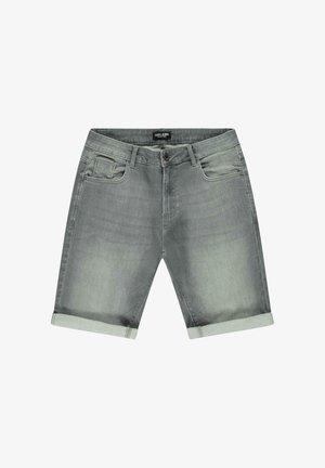 Verbleekte grijze denimshorts met een opgerolde zoom, voorzien van vijf zakken en een klassieke knoopsluiting. Soepele textuur met een lichte glans.