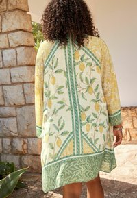 Next REGULAR FIT - Suvejakk - lemon tree