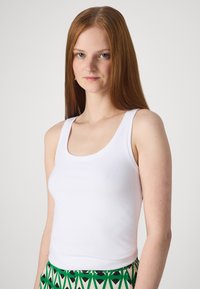 GAP TANK - Top - fresh white