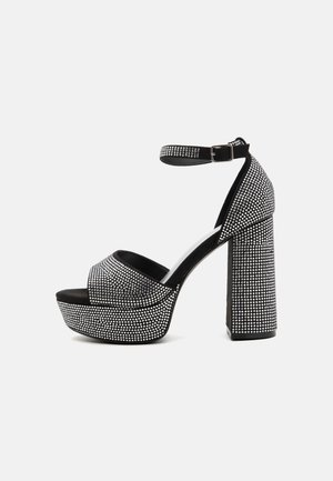 Platform sandals - black