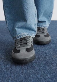 adidas Originals SAMBA OG - Zapatillas - core black/grey six