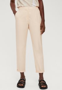 s.Oliver BLACK LABEL REGULAR - Chino - hellgelb