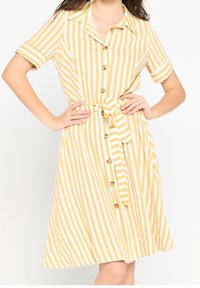 LolaLiza Abito a camicia - ochre