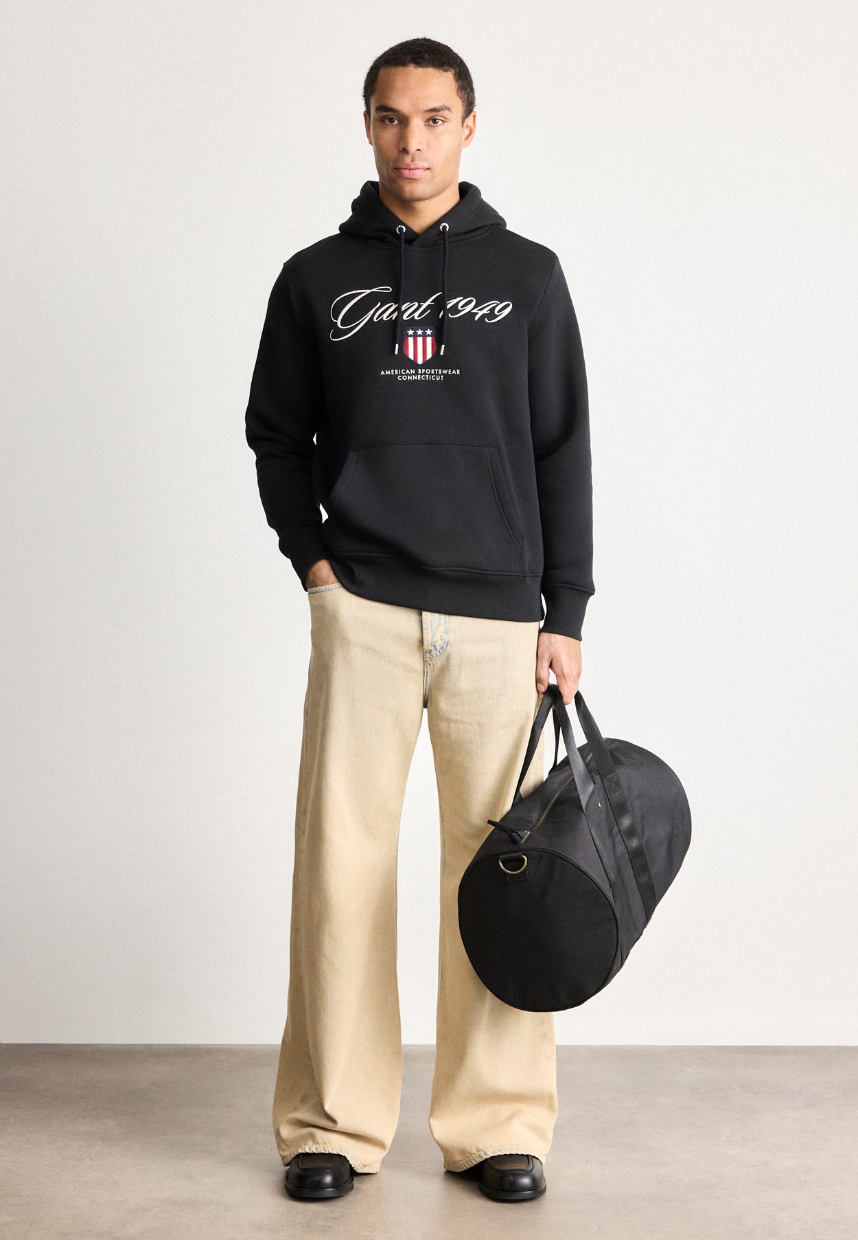 GRAPHIC HOODIE